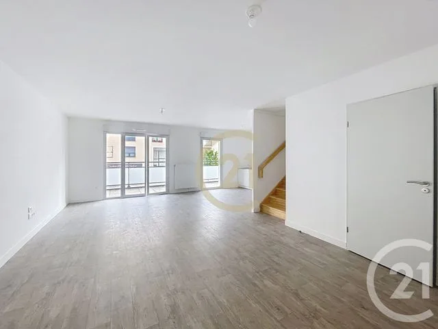 Appartement F4 à vendre - 5 pièces - 90.0 m2 - JOUY LE MOUTIER - 95 - ILE-DE-FRANCE
