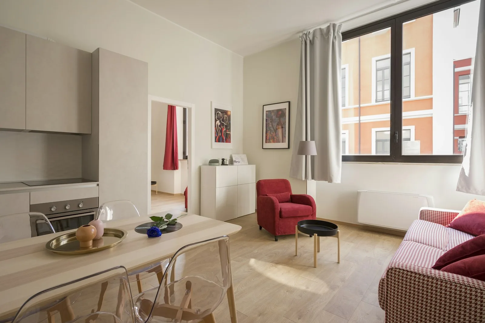 Studio rénové — Jouy Le Moutier